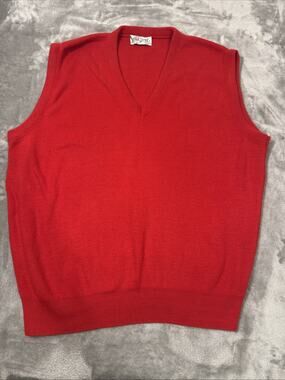 Vintage Jantzen Mens Red V-Neck Sweater Vest Men's size XL